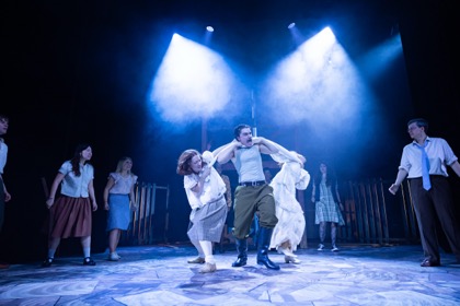 Fuente — production photo 4